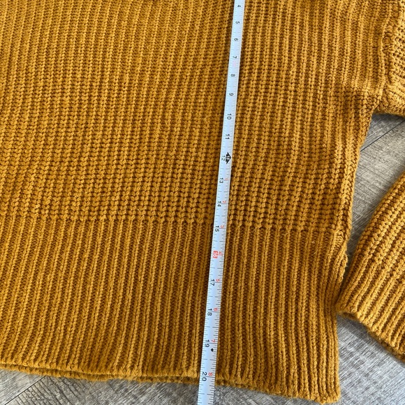 Love Change Italy Cropped Sweater - Size M - Picture 9 of 10